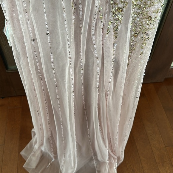 Mac Duggal Glamorous Blush Sequin One-Shoulder Dress size 2 NWT - Picture 13 of 13